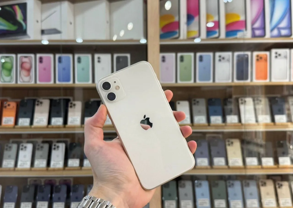 Apple iPhone 11 128 ГБ Белый Отличное
- фото1 Apple iPhone 11 128 ГБ Белый Отличное
- фото1